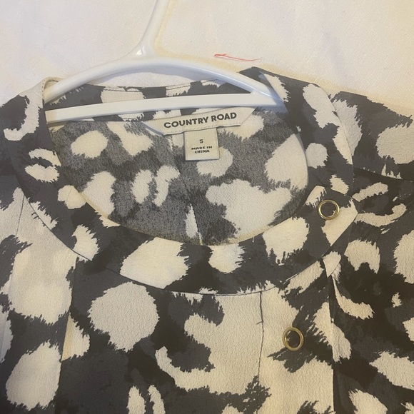 Country Road blouse navy leopard print - Picture 2 of 2